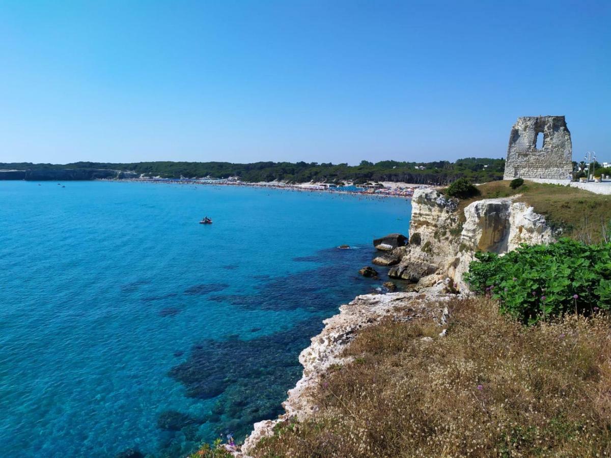 Villetta Fronte Mare Torre dell'Orso Luaran gambar